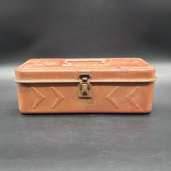 Vintage Rusty Metal Toolbox Tackle Box Storage Organizer Industrial Decor Brown - Picture 2 of 15